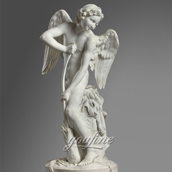 Любопытная статуя ангела из натурального мрамора