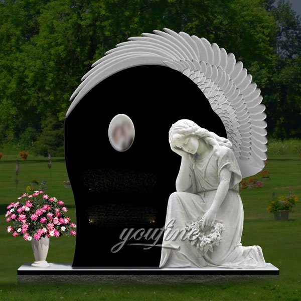 Памятник с ангелом любимому на кладбище
